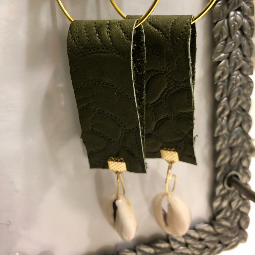Green Leather Earrings - Picture 2 of 8